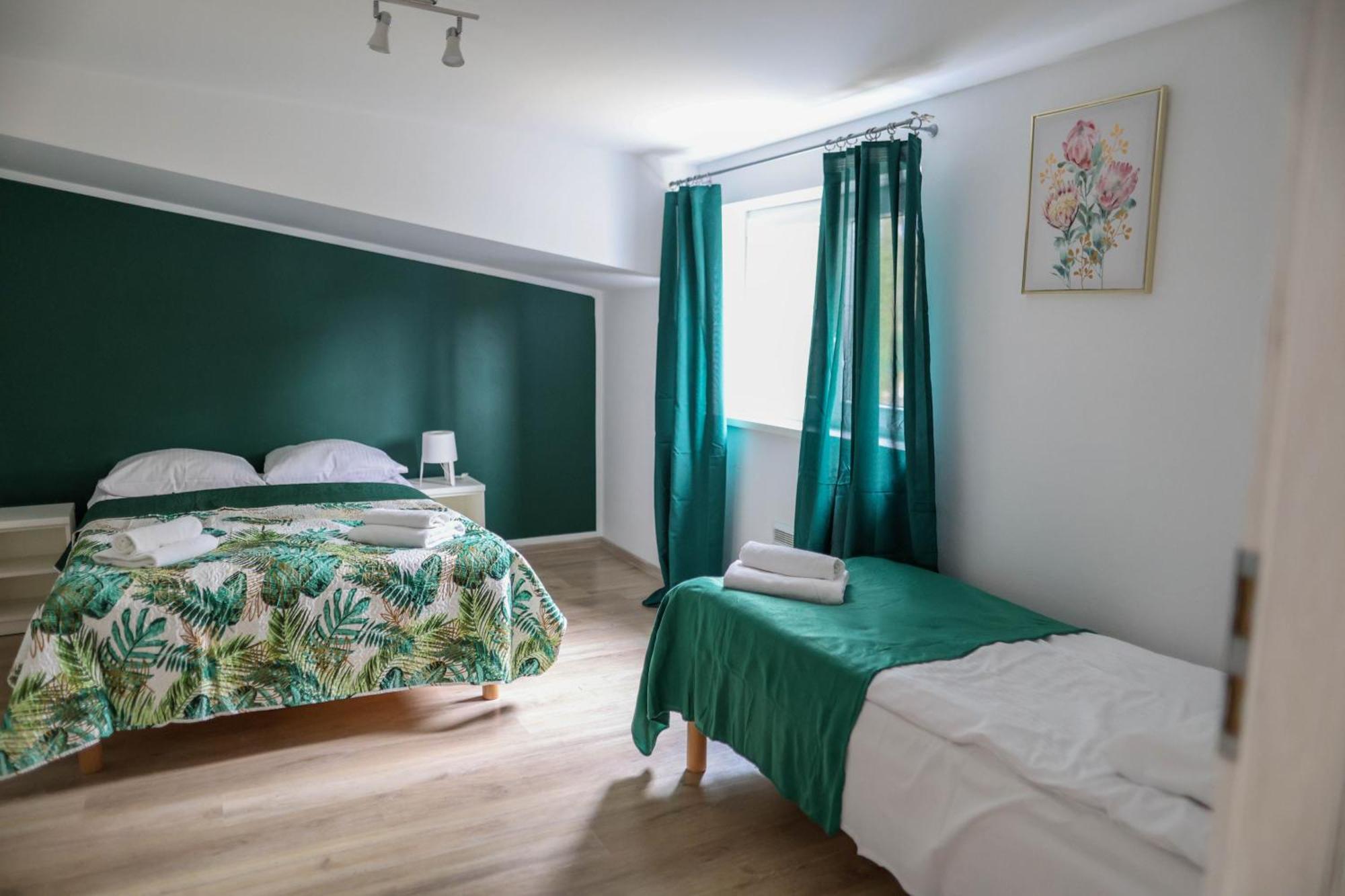 Apartamenty Poddabek- Basen Kryty, Sauna, Animacje Dla Dzieci , Malpi Gaj, Baseny Na Dachu Poddąbie Exterior foto